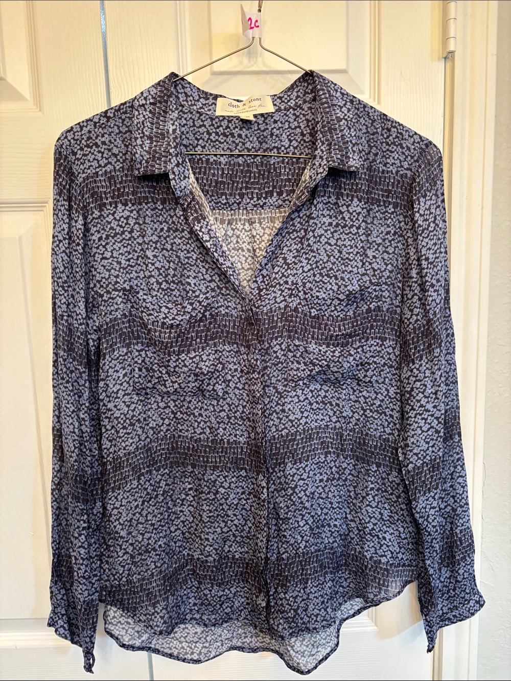 Anthropologie x cloth & stone Navy and Gray Patterned Button-Down Shirt